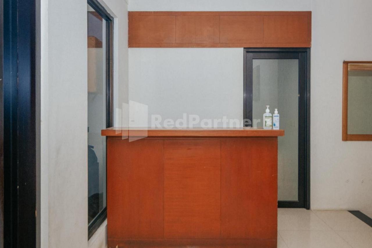 De Lugano Scbd Syariah Mitra Reddoorz Hotel Jakarta Luaran gambar